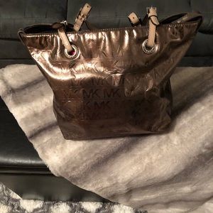 Micheal Kors Tote